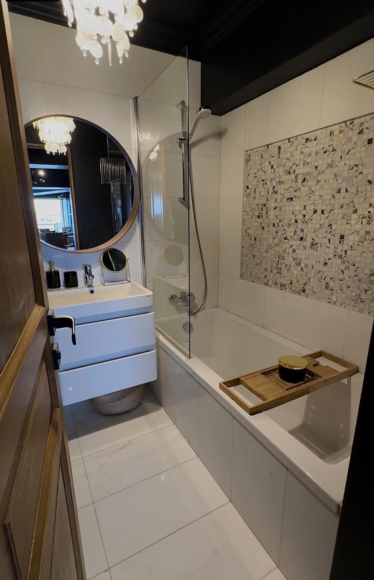 Appartamento Noir Penthouse Targoviste Esterno foto
